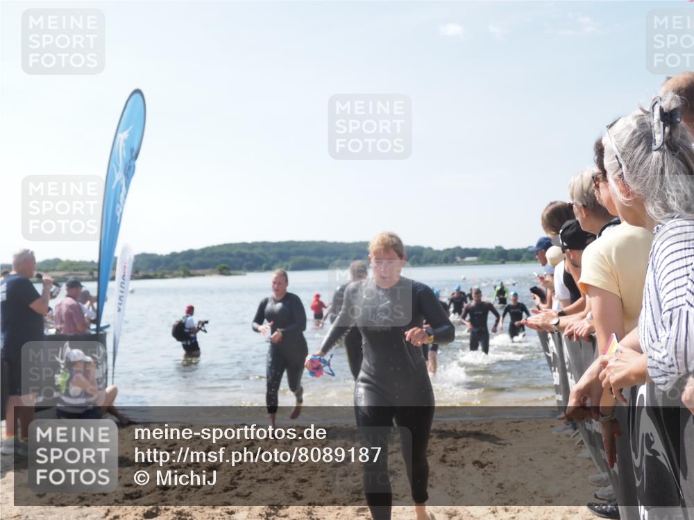 22.06.2025 - Viking Triathlon MichiJ http://msf.ph/oto/8089187 22.06.2025 10:37:22 Schwimmen 21, 34, 131, 172, 180, 233, 253, 312, 316, 344, 370, 383, 454, 456, 513, 649 meine-sportfotos.de