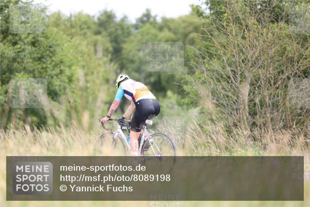22.06.2025 - Viking Triathlon Yannick Fuchs http://msf.ph/oto/8089198 22.06.2025 13:19:37 Radfahren  meine-sportfotos.de