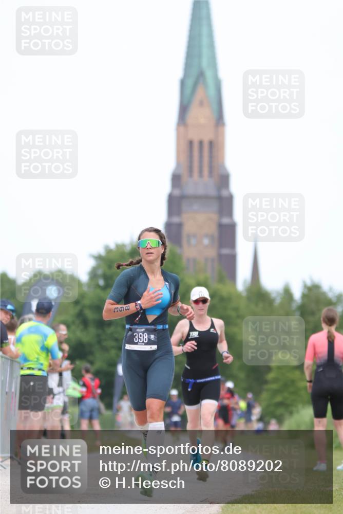 22.06.2025 - Viking Triathlon H.Heesch http://msf.ph/oto/8089202 22.06.2025 15:01:40 Laufen 63, 282, 398 meine-sportfotos.de