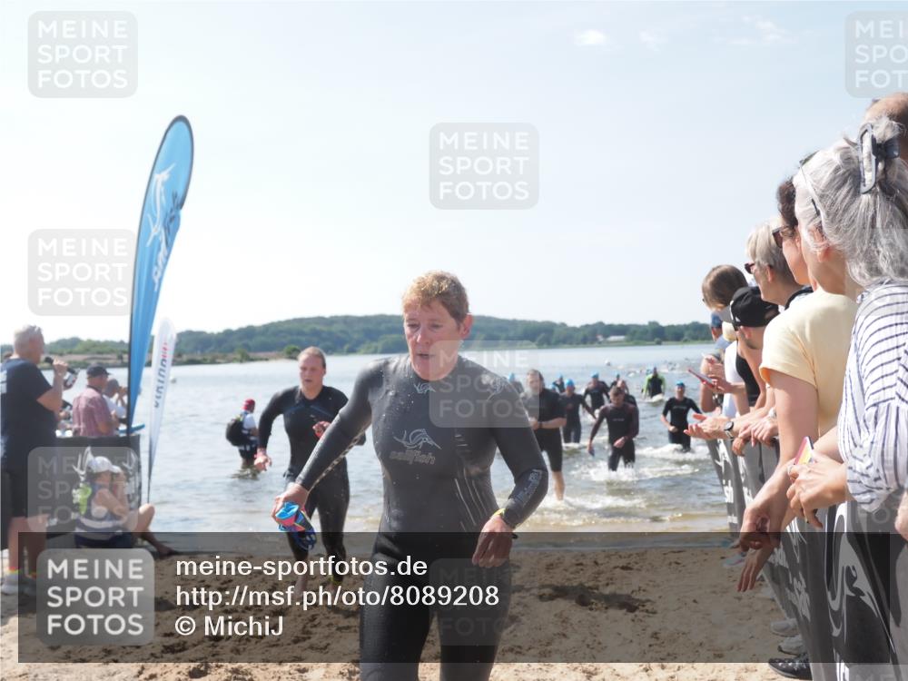 22.06.2025 - Viking Triathlon MichiJ http://msf.ph/oto/8089208 22.06.2025 10:37:23 Schwimmen 21, 34, 131, 172, 180, 187, 233, 253, 312, 316, 344, 370, 383, 454, 456, 649 meine-sportfotos.de