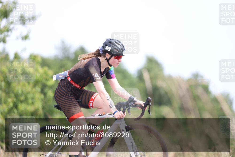 22.06.2025 - Viking Triathlon Yannick Fuchs http://msf.ph/oto/8089229 22.06.2025 13:20:02 Radfahren 319, 379 meine-sportfotos.de
