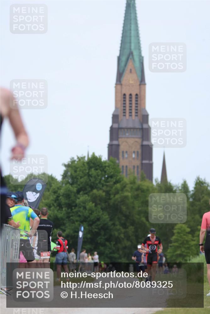 22.06.2025 - Viking Triathlon H.Heesch http://msf.ph/oto/8089325 22.06.2025 15:01:45 Laufen 282, 398 meine-sportfotos.de