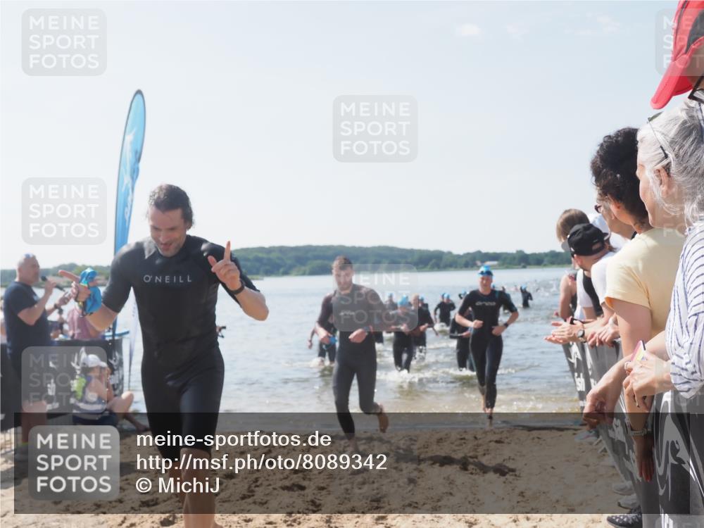 22.06.2025 - Viking Triathlon MichiJ http://msf.ph/oto/8089342 22.06.2025 10:37:28 Schwimmen 21, 34, 131, 141, 163, 177, 180, 187, 233, 253, 312, 316, 344, 370, 383, 456, 639 meine-sportfotos.de