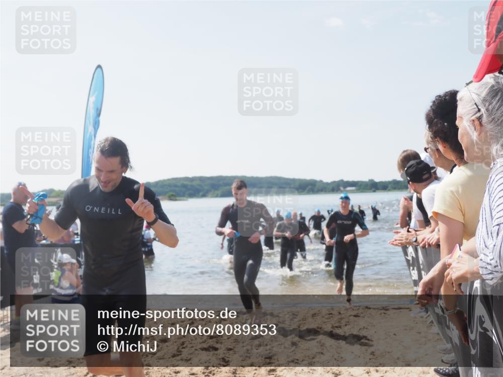 22.06.2025 - Viking Triathlon MichiJ http://msf.ph/oto/8089353 22.06.2025 10:37:28 Schwimmen 21, 34, 131, 141, 163, 177, 180, 187, 233, 253, 312, 316, 344, 370, 383, 456, 639 meine-sportfotos.de