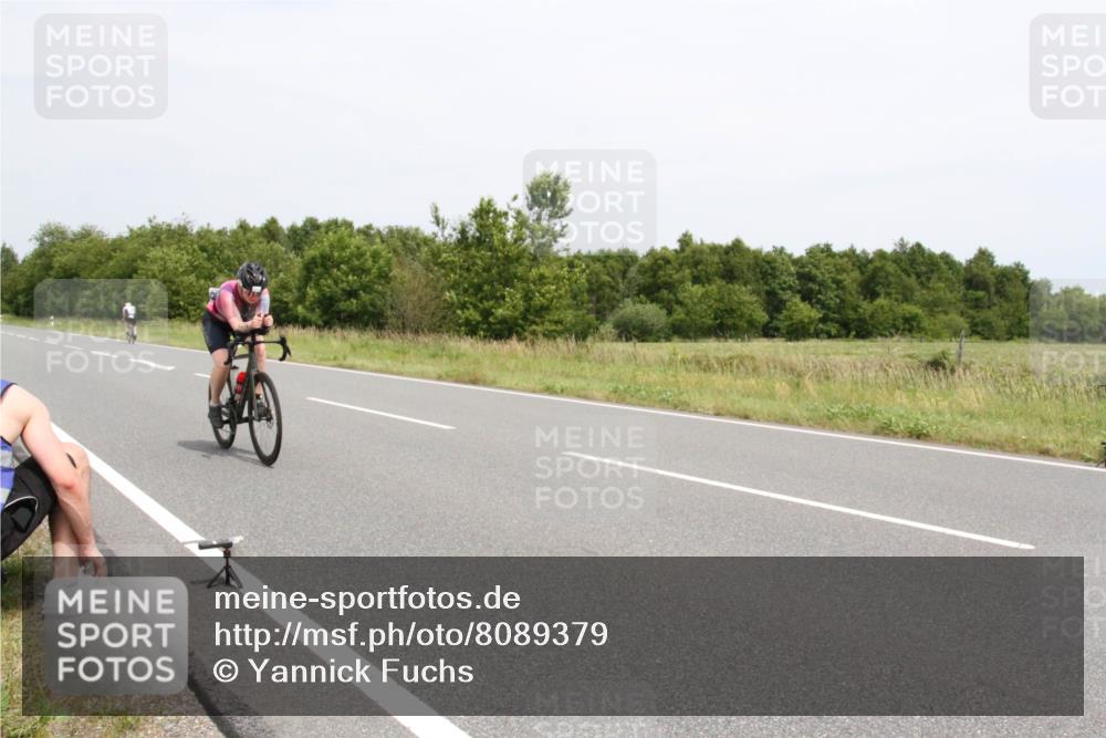 22.06.2025 - Viking Triathlon Yannick Fuchs http://msf.ph/oto/8089379 22.06.2025 13:23:21 Radfahren 155, 202 meine-sportfotos.de
