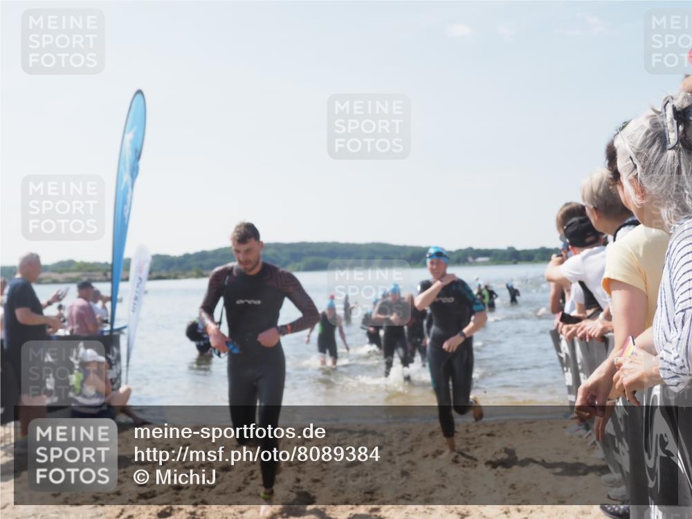 22.06.2025 - Viking Triathlon MichiJ http://msf.ph/oto/8089384 22.06.2025 10:37:29 Schwimmen 21, 34, 131, 141, 163, 177, 180, 187, 233, 245, 253, 312, 316, 344, 383, 456, 614, 639 meine-sportfotos.de