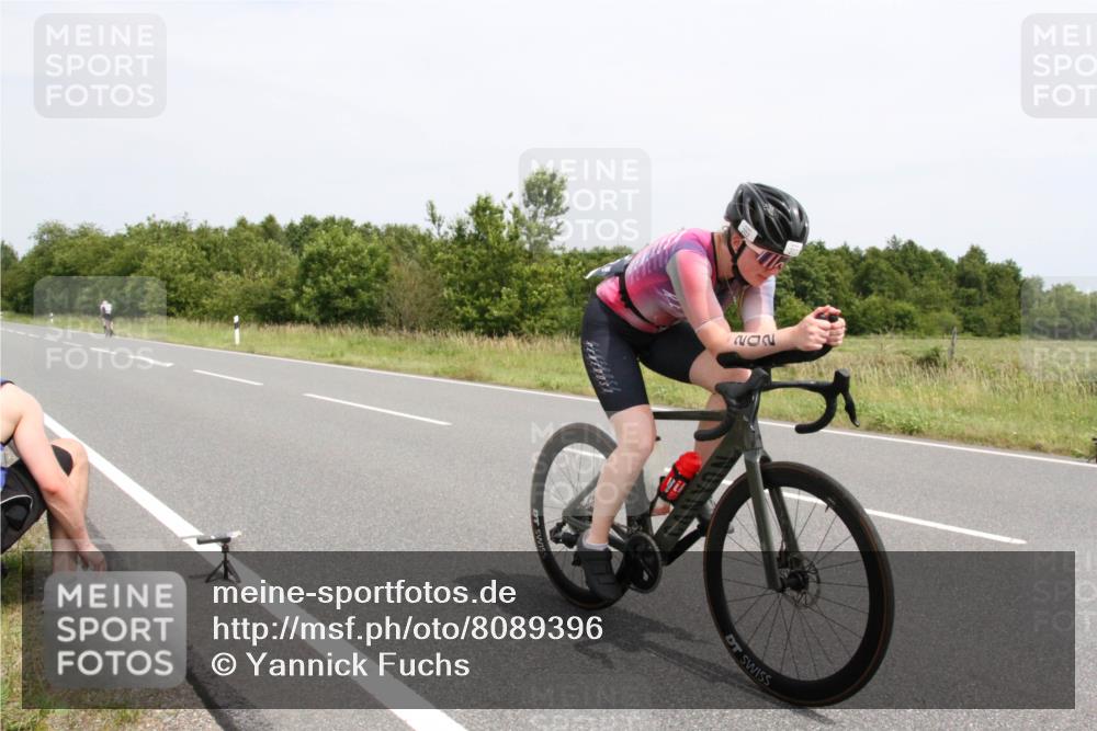22.06.2025 - Viking Triathlon Yannick Fuchs http://msf.ph/oto/8089396 22.06.2025 13:23:21 Radfahren 155, 202 meine-sportfotos.de