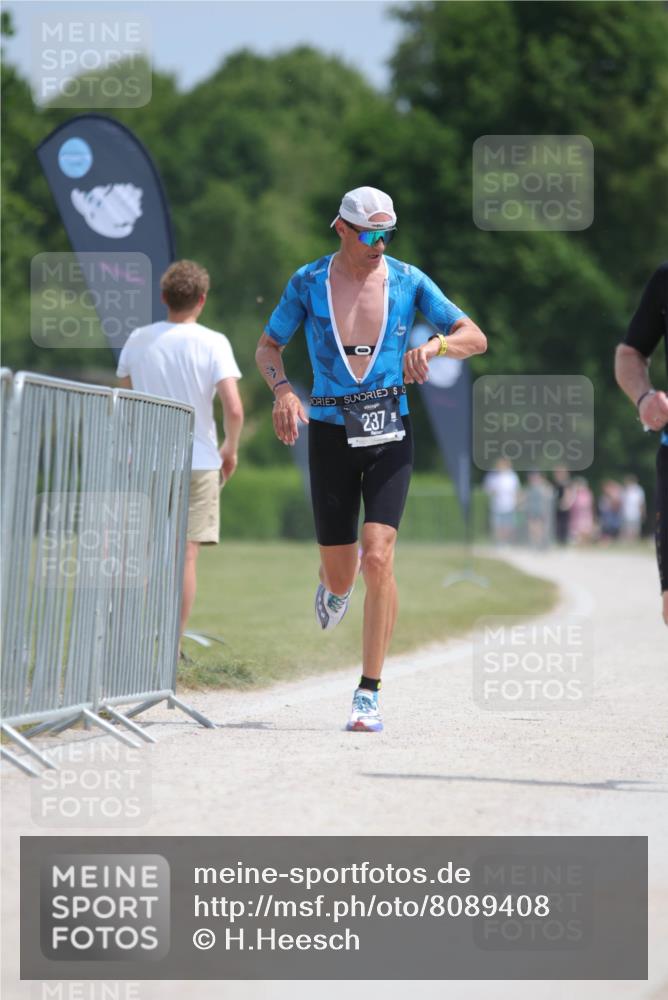 22.06.2025 - Viking Triathlon H.Heesch http://msf.ph/oto/8089408 22.06.2025 12:58:23 Laufen 28, 173, 237 meine-sportfotos.de