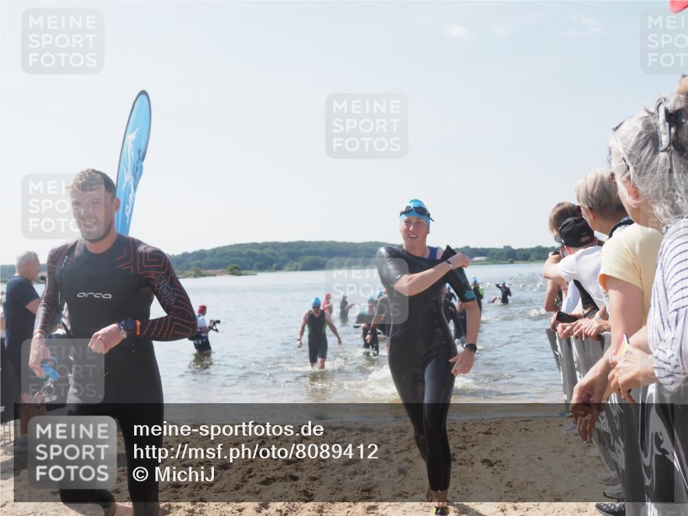 22.06.2025 - Viking Triathlon MichiJ http://msf.ph/oto/8089412 22.06.2025 10:37:30 Schwimmen 21, 34, 131, 141, 163, 177, 180, 187, 233, 245, 253, 312, 316, 344, 383, 456, 614, 639 meine-sportfotos.de