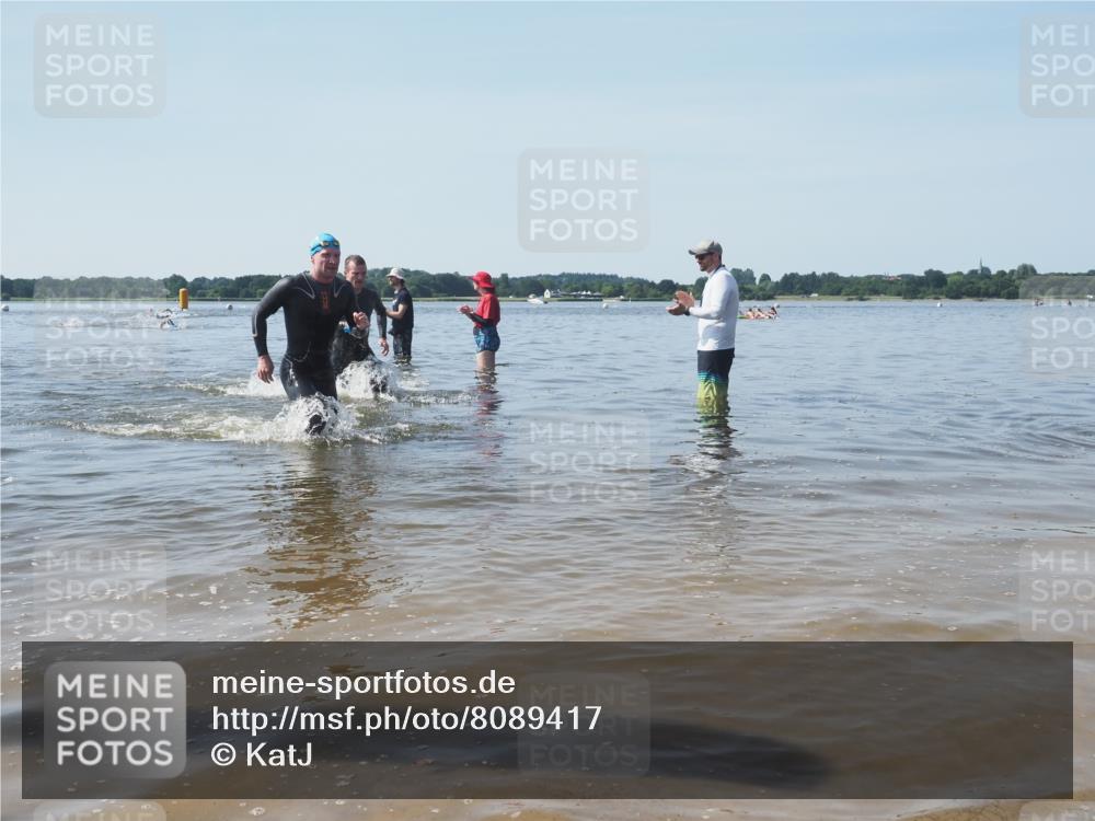 22.06.2025 - Viking Triathlon KatJ http://msf.ph/oto/8089417 22.06.2025 10:25:04 Schwimmen 4, 521 meine-sportfotos.de