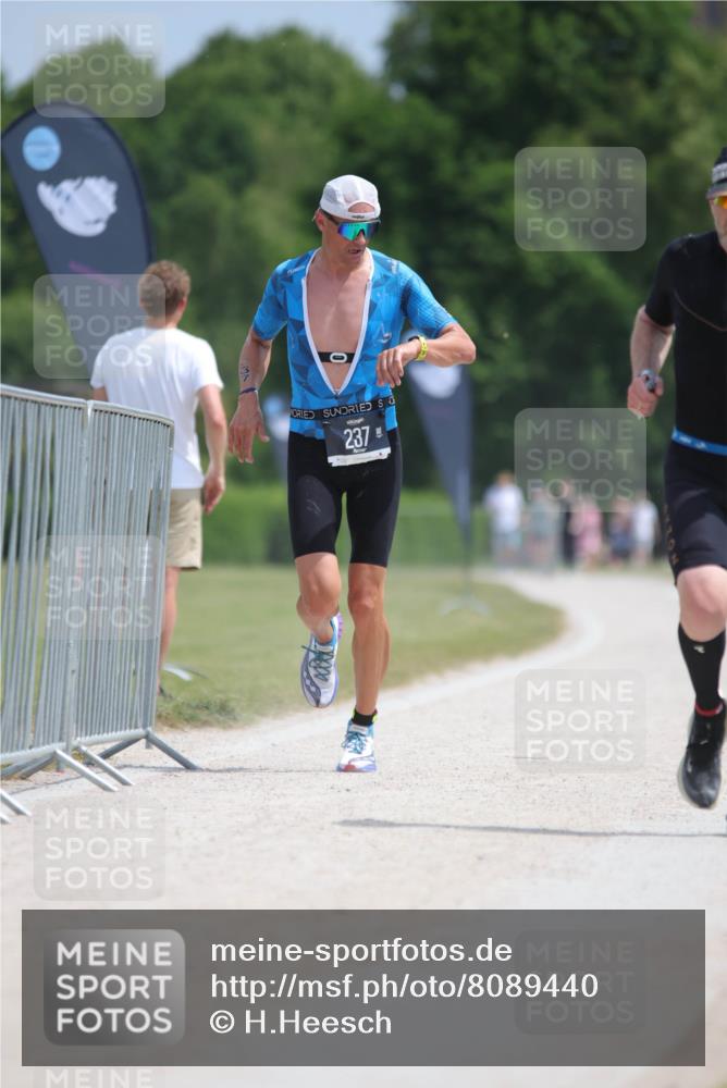 22.06.2025 - Viking Triathlon H.Heesch http://msf.ph/oto/8089440 22.06.2025 12:58:23 Laufen 28, 173, 237 meine-sportfotos.de
