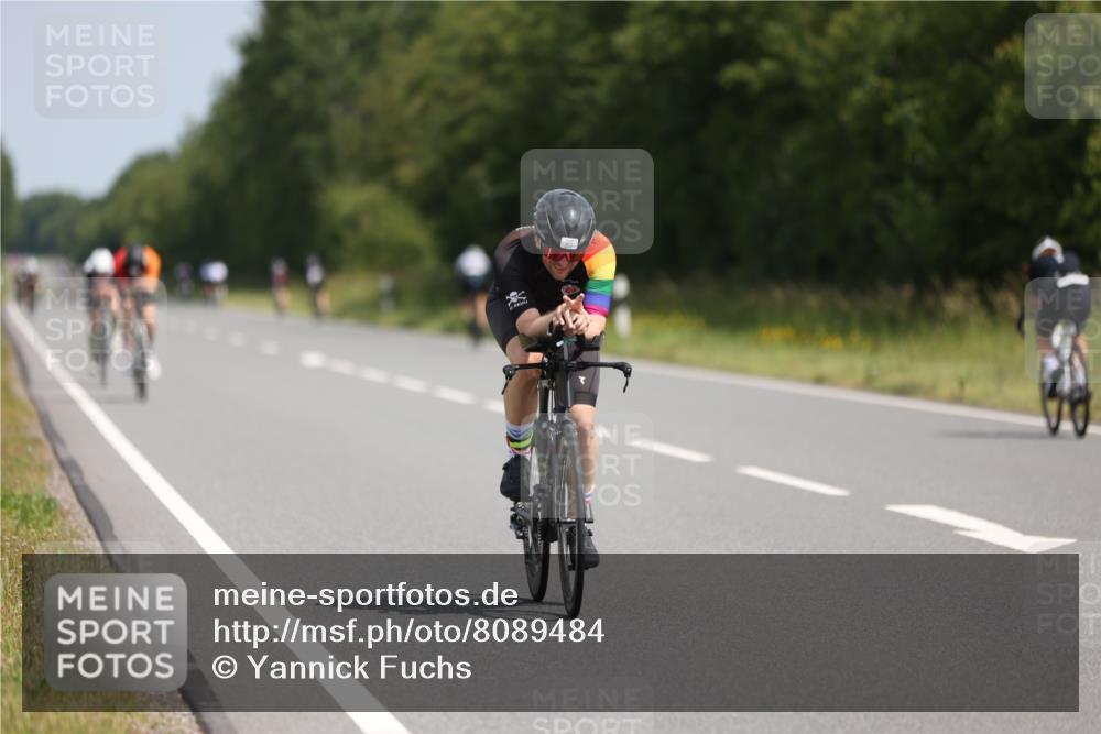 22.06.2025 - Viking Triathlon Yannick Fuchs http://msf.ph/oto/8089484 22.06.2025 11:49:58 Radfahren 11, 33, 150, 182, 257, 376, 638 meine-sportfotos.de