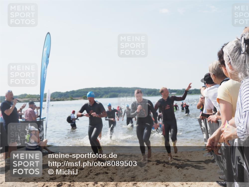 22.06.2025 - Viking Triathlon MichiJ http://msf.ph/oto/8089503 22.06.2025 10:37:33 Schwimmen 21, 34, 131, 141, 163, 177, 180, 187, 245, 253, 312, 316, 344, 456, 506, 614, 639 meine-sportfotos.de