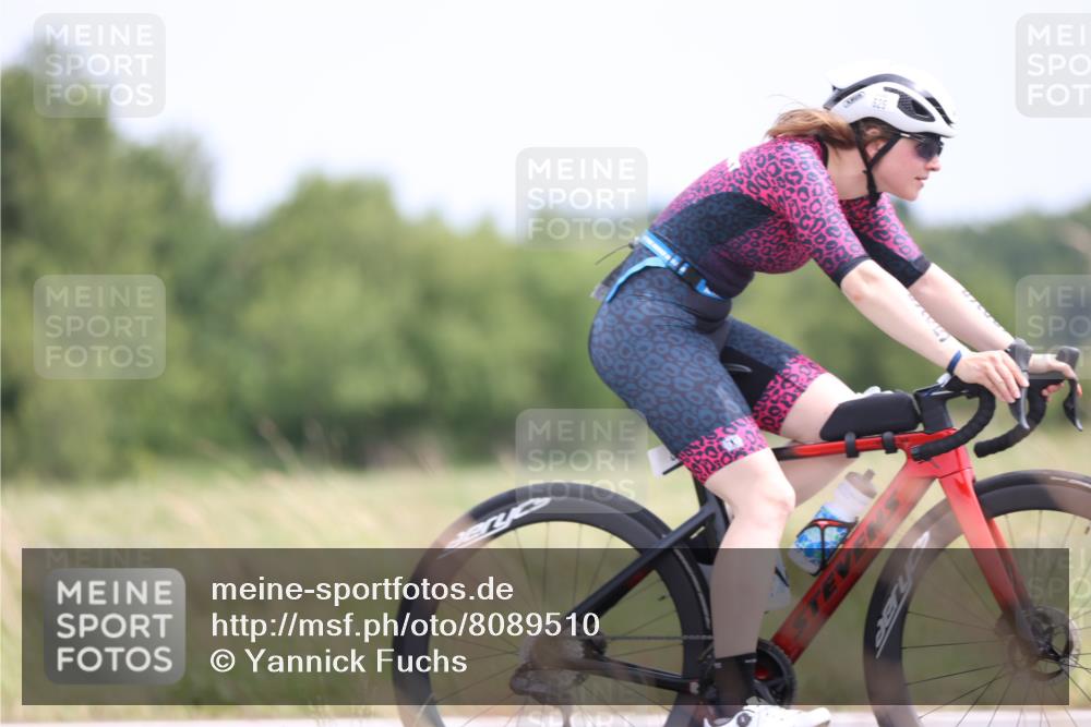 22.06.2025 - Viking Triathlon Yannick Fuchs http://msf.ph/oto/8089510 22.06.2025 13:21:10 Radfahren 333, 412, 525, 615 meine-sportfotos.de