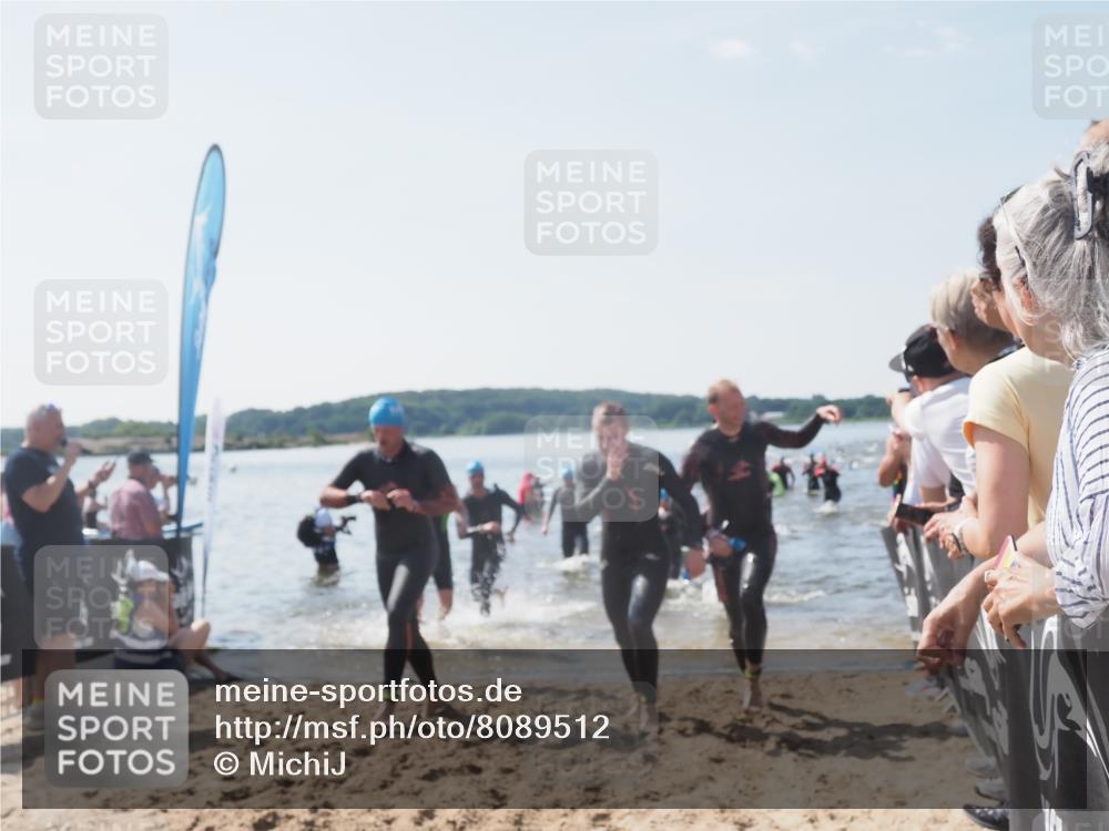 22.06.2025 - Viking Triathlon MichiJ http://msf.ph/oto/8089512 22.06.2025 10:37:33 Schwimmen 21, 34, 131, 141, 163, 177, 180, 187, 245, 253, 312, 316, 344, 456, 506, 614, 639 meine-sportfotos.de
