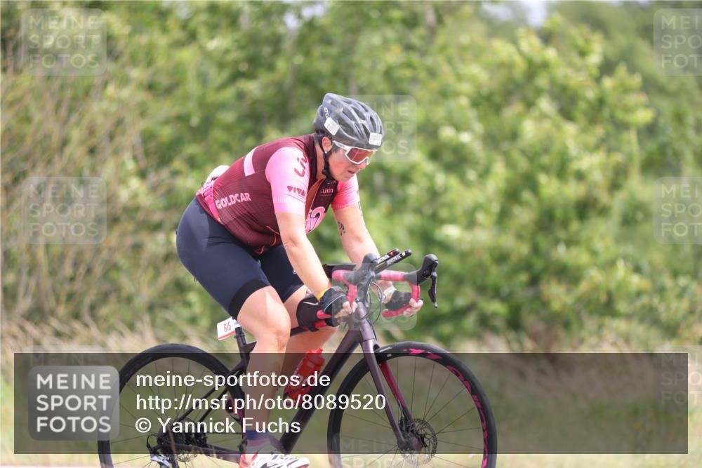 22.06.2025 - Viking Triathlon Yannick Fuchs http://msf.ph/oto/8089520 22.06.2025 13:21:11 Radfahren 333, 412, 525, 615 meine-sportfotos.de