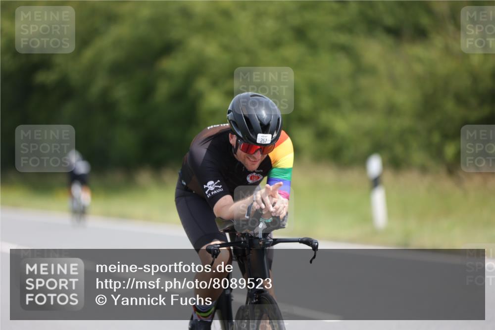22.06.2025 - Viking Triathlon Yannick Fuchs http://msf.ph/oto/8089523 22.06.2025 11:50:00 Radfahren 11, 33, 150, 182, 257, 376, 638 meine-sportfotos.de