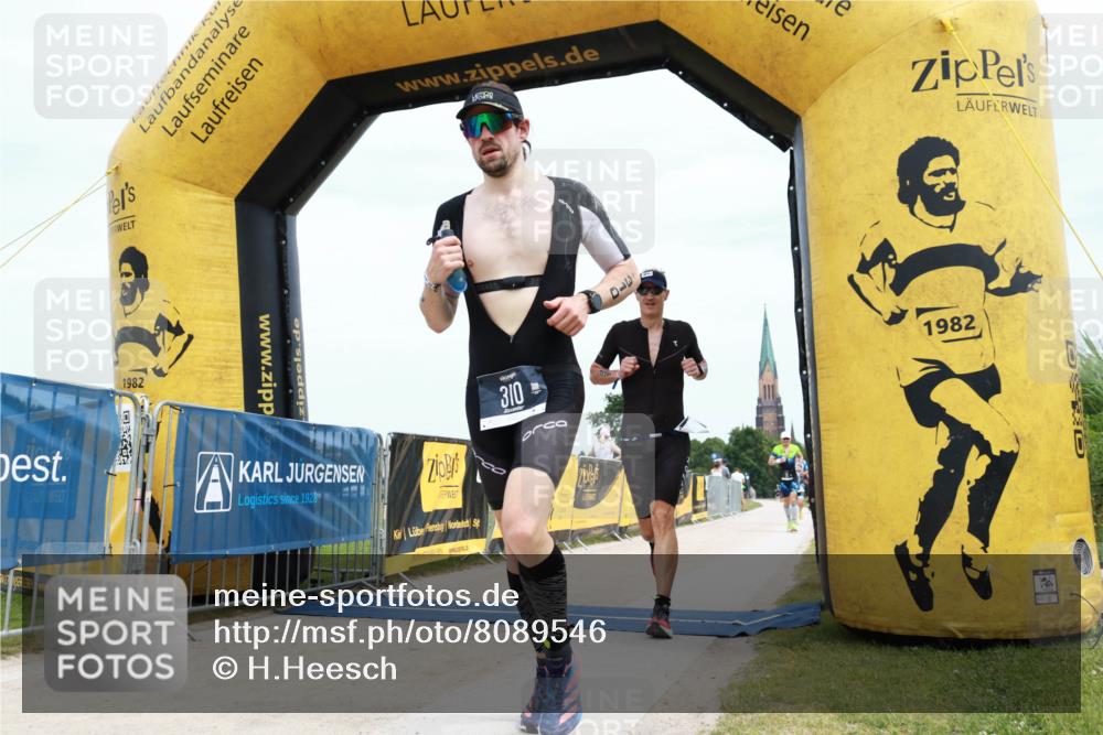 22.06.2025 - Viking Triathlon H.Heesch http://msf.ph/oto/8089546 22.06.2025 13:30:53 Laufen 310, 331, 450 meine-sportfotos.de