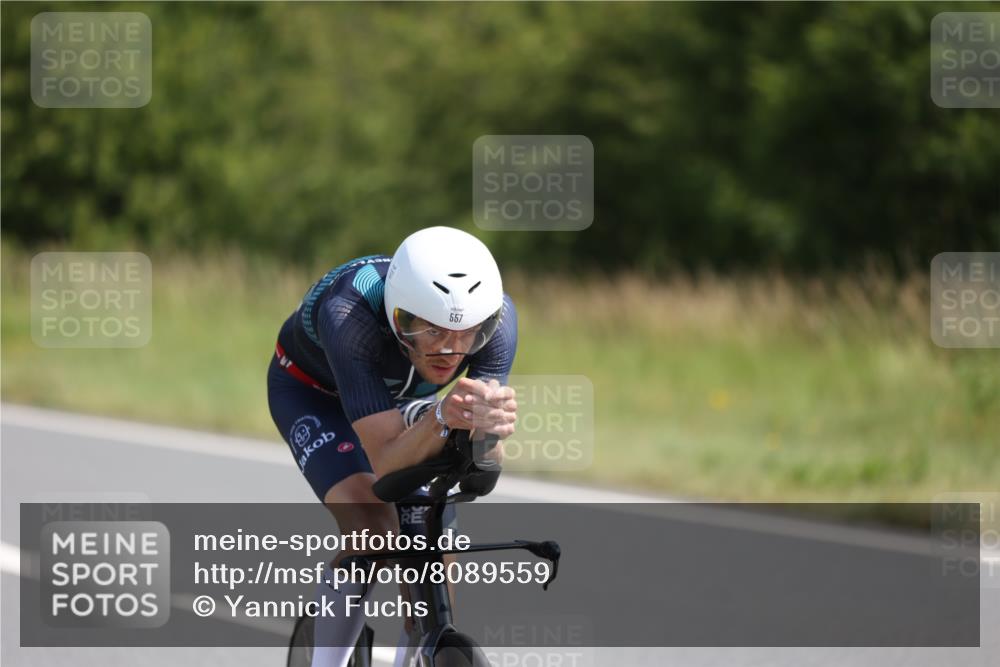 22.06.2025 - Viking Triathlon Yannick Fuchs http://msf.ph/oto/8089559 22.06.2025 11:04:54 Radfahren 156, 167, 182, 370, 553, 557 meine-sportfotos.de