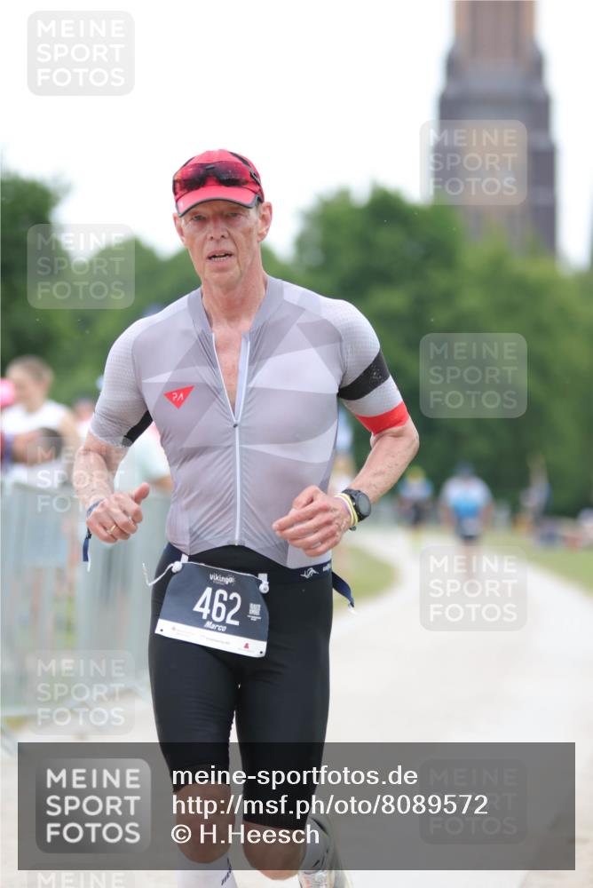 22.06.2025 - Viking Triathlon H.Heesch http://msf.ph/oto/8089572 22.06.2025 15:59:24 Laufen 236, 462 meine-sportfotos.de