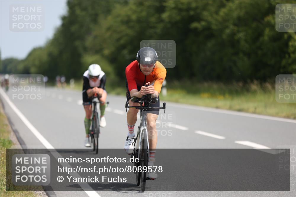 22.06.2025 - Viking Triathlon Yannick Fuchs http://msf.ph/oto/8089578 22.06.2025 11:50:02 Radfahren 11, 33, 150, 182, 257, 376, 553, 638 meine-sportfotos.de