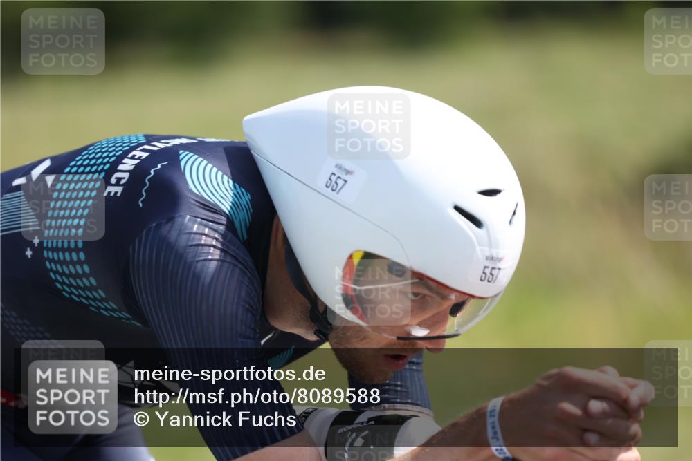 22.06.2025 - Viking Triathlon Yannick Fuchs http://msf.ph/oto/8089588 22.06.2025 11:04:55 Radfahren 156, 167, 182, 370, 553, 557 meine-sportfotos.de