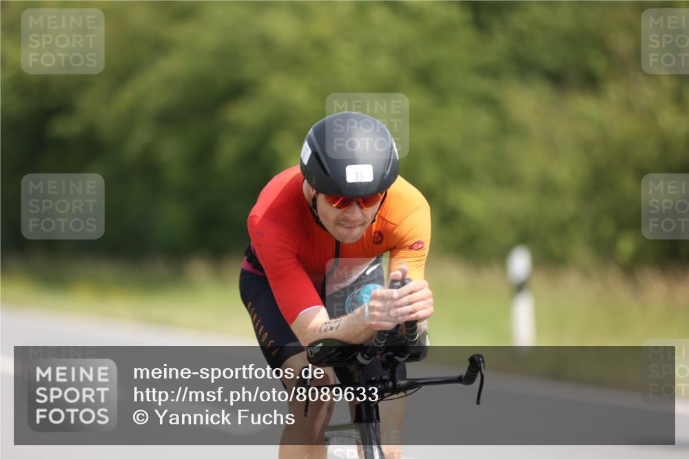 22.06.2025 - Viking Triathlon Yannick Fuchs http://msf.ph/oto/8089633 22.06.2025 11:50:03 Radfahren 11, 33, 150, 182, 257, 376, 553, 638 meine-sportfotos.de