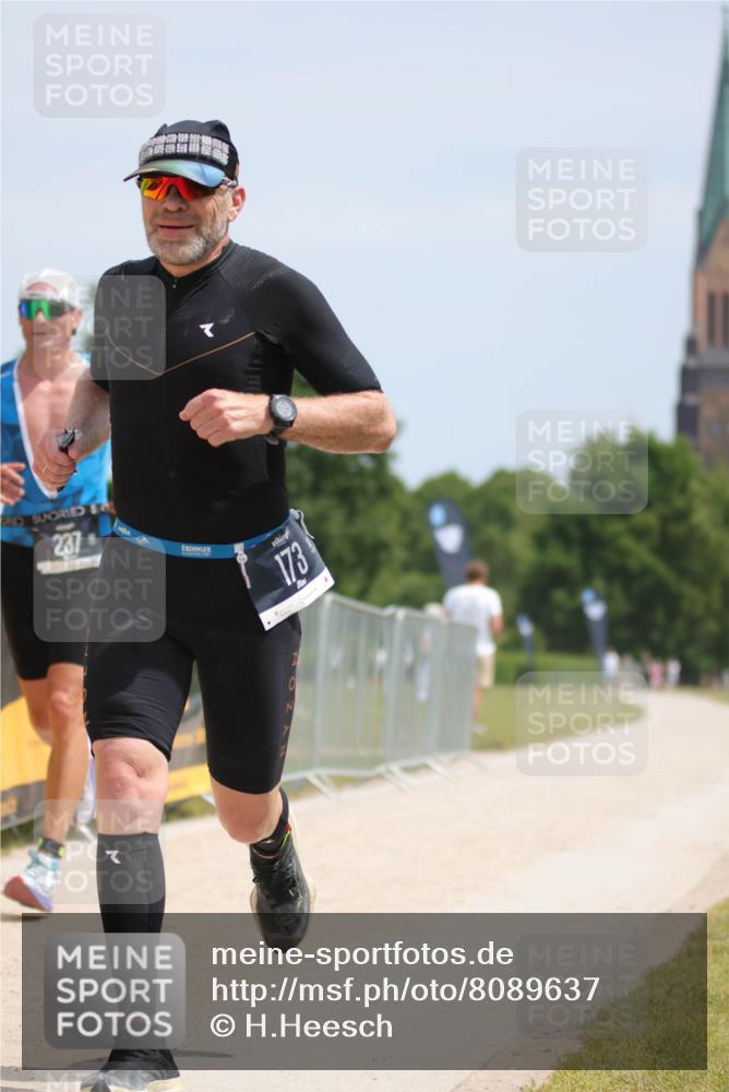 22.06.2025 - Viking Triathlon H.Heesch http://msf.ph/oto/8089637 22.06.2025 12:58:28 Laufen 173, 237 meine-sportfotos.de