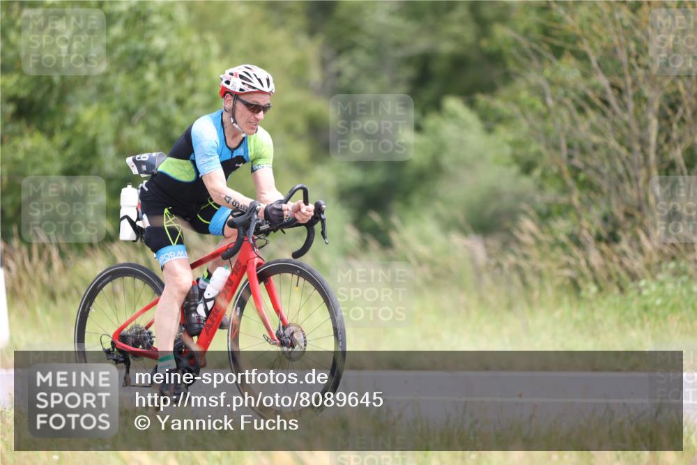 22.06.2025 - Viking Triathlon Yannick Fuchs http://msf.ph/oto/8089645 22.06.2025 13:21:26 Radfahren 483, 489, 649 meine-sportfotos.de