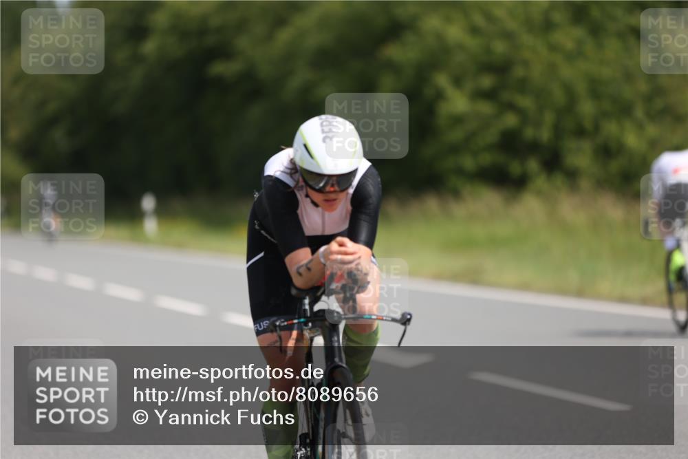 22.06.2025 - Viking Triathlon Yannick Fuchs http://msf.ph/oto/8089656 22.06.2025 11:50:04 Radfahren 11, 33, 150, 182, 257, 376, 553, 638 meine-sportfotos.de