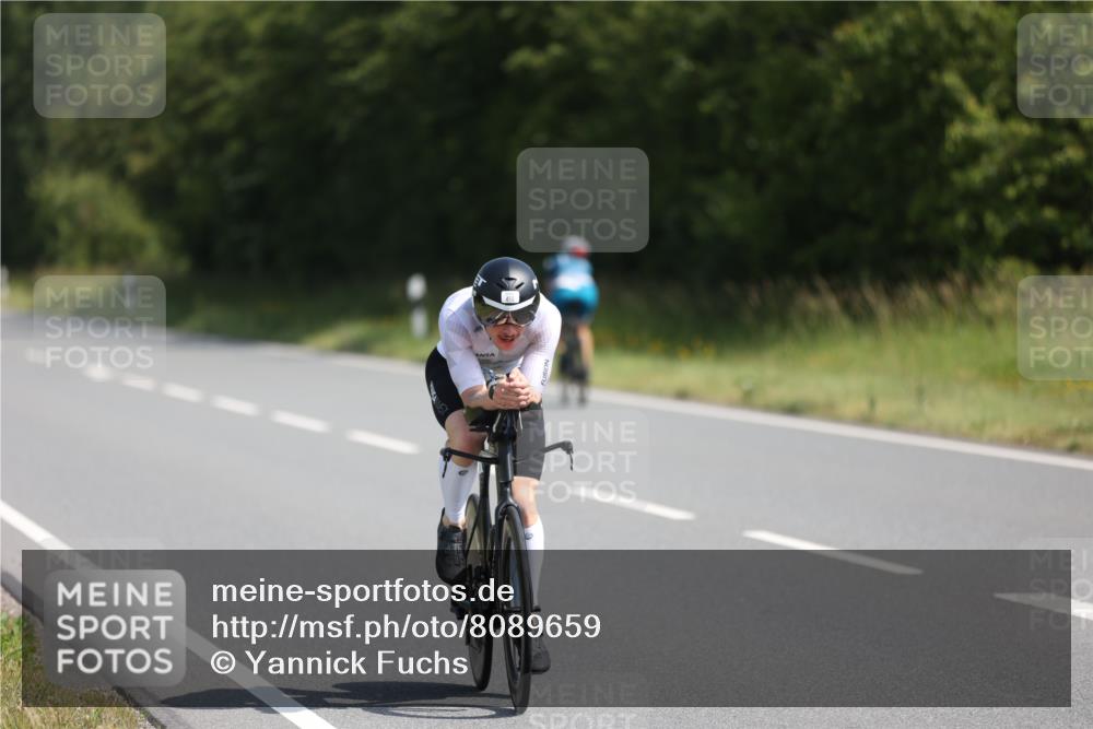 22.06.2025 - Viking Triathlon Yannick Fuchs http://msf.ph/oto/8089659 22.06.2025 11:05:26 Radfahren 79, 93, 141, 191, 254, 408, 455 meine-sportfotos.de