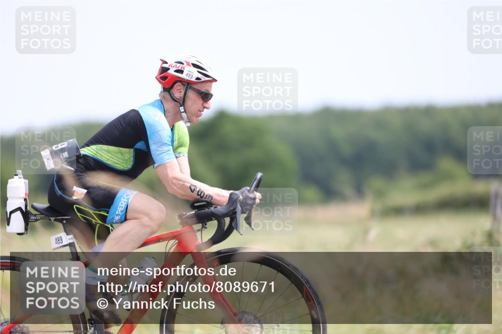 22.06.2025 - Viking Triathlon Yannick Fuchs http://msf.ph/oto/8089671 22.06.2025 13:21:27 Radfahren 483, 489, 649 meine-sportfotos.de