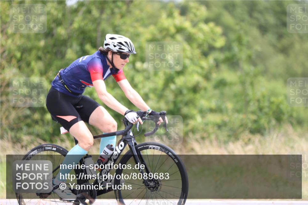 22.06.2025 - Viking Triathlon Yannick Fuchs http://msf.ph/oto/8089683 22.06.2025 13:21:31 Radfahren 460, 483, 489, 649 meine-sportfotos.de