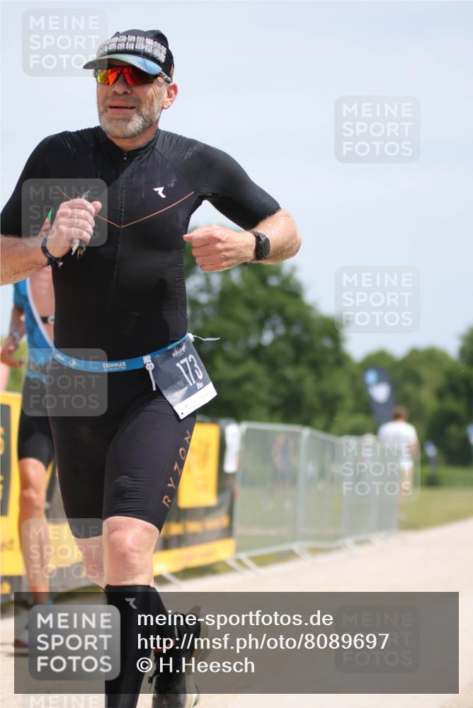22.06.2025 - Viking Triathlon H.Heesch http://msf.ph/oto/8089697 22.06.2025 12:58:28 Laufen 173, 237 meine-sportfotos.de