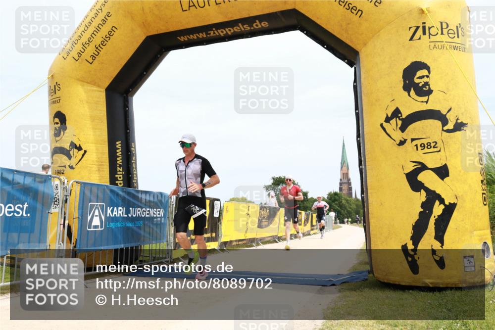 22.06.2025 - Viking Triathlon H.Heesch http://msf.ph/oto/8089702 22.06.2025 13:32:57 Laufen 284, 511 meine-sportfotos.de
