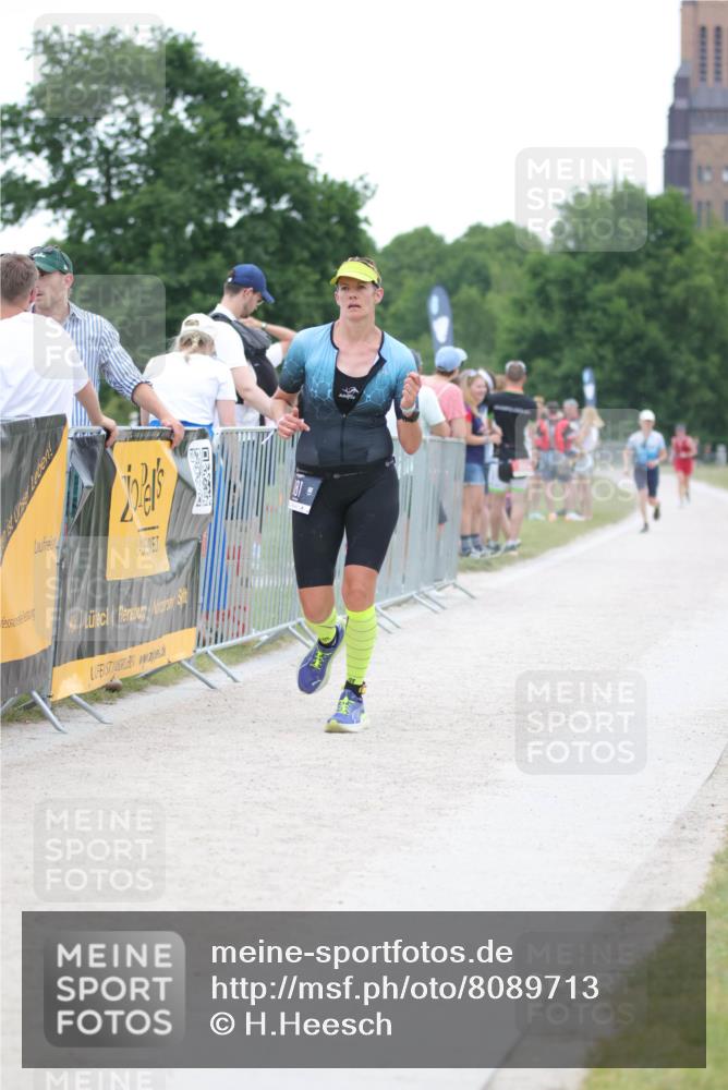 22.06.2025 - Viking Triathlon H.Heesch http://msf.ph/oto/8089713 22.06.2025 15:59:52 Laufen 26, 181 meine-sportfotos.de