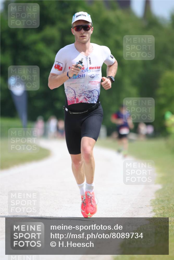 22.06.2025 - Viking Triathlon H.Heesch http://msf.ph/oto/8089734 22.06.2025 12:58:56 Laufen 521 meine-sportfotos.de