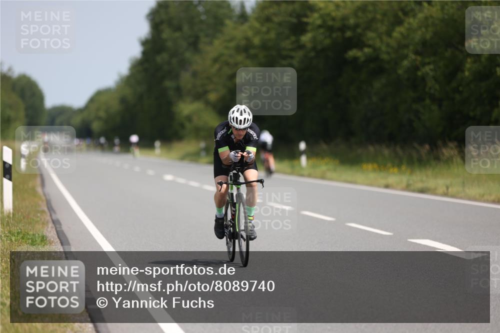 22.06.2025 - Viking Triathlon Yannick Fuchs http://msf.ph/oto/8089740 22.06.2025 11:50:17 Radfahren 72, 153, 523, 639 meine-sportfotos.de