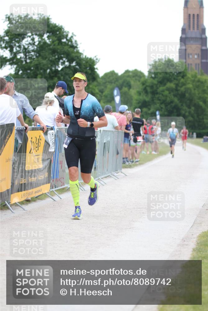 22.06.2025 - Viking Triathlon H.Heesch http://msf.ph/oto/8089742 22.06.2025 15:59:52 Laufen 26, 181 meine-sportfotos.de