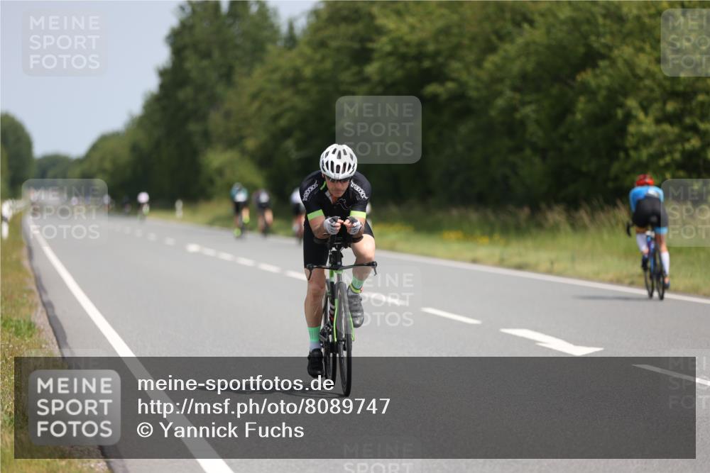 22.06.2025 - Viking Triathlon Yannick Fuchs http://msf.ph/oto/8089747 22.06.2025 11:50:17 Radfahren 72, 153, 523, 639 meine-sportfotos.de