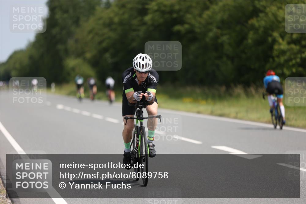 22.06.2025 - Viking Triathlon Yannick Fuchs http://msf.ph/oto/8089758 22.06.2025 11:50:18 Radfahren 72, 153, 523, 639 meine-sportfotos.de