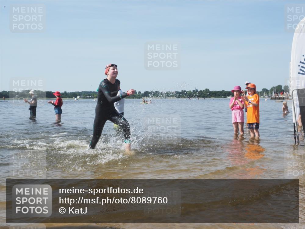 22.06.2025 - Viking Triathlon KatJ http://msf.ph/oto/8089760 22.06.2025 10:25:32 Schwimmen 2, 122, 420, 641 meine-sportfotos.de