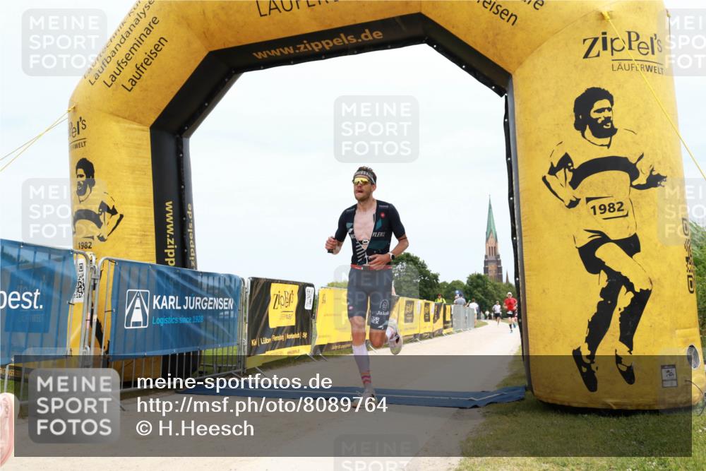 22.06.2025 - Viking Triathlon H.Heesch http://msf.ph/oto/8089764 22.06.2025 13:33:50 Laufen 115, 557 meine-sportfotos.de