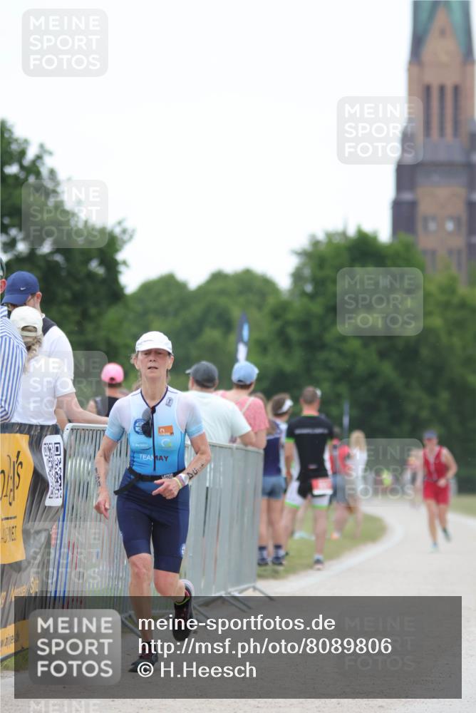 22.06.2025 - Viking Triathlon H.Heesch http://msf.ph/oto/8089806 22.06.2025 16:00:03 Laufen 154 meine-sportfotos.de