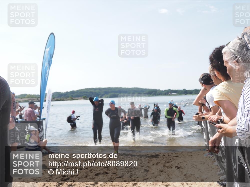 22.06.2025 - Viking Triathlon MichiJ http://msf.ph/oto/8089820 22.06.2025 10:37:39 Schwimmen 21, 131, 141, 163, 177, 187, 245, 396, 411, 433, 456, 506, 614, 619, 639, 645 meine-sportfotos.de