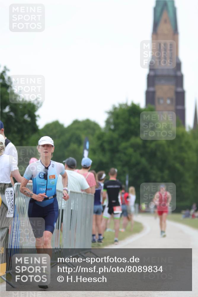 22.06.2025 - Viking Triathlon H.Heesch http://msf.ph/oto/8089834 22.06.2025 16:00:03 Laufen 154 meine-sportfotos.de