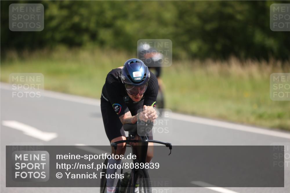 22.06.2025 - Viking Triathlon Yannick Fuchs http://msf.ph/oto/8089839 22.06.2025 11:05:37 Radfahren 93, 254, 335, 408, 535, 657, 661 meine-sportfotos.de
