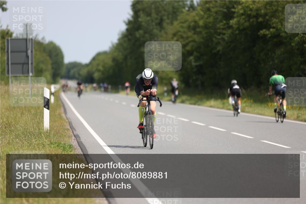 22.06.2025 - Viking Triathlon Yannick Fuchs http://msf.ph/oto/8089881 22.06.2025 11:50:42 Radfahren 234, 370, 411, 509 meine-sportfotos.de