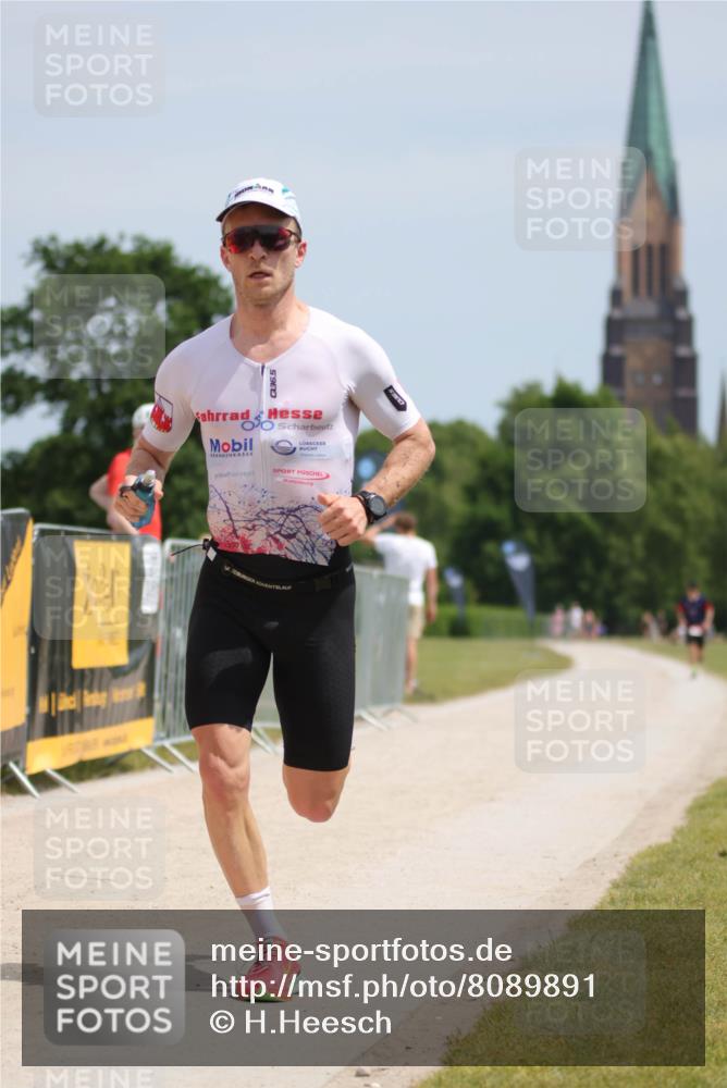 22.06.2025 - Viking Triathlon H.Heesch http://msf.ph/oto/8089891 22.06.2025 12:58:58 Laufen 521 meine-sportfotos.de
