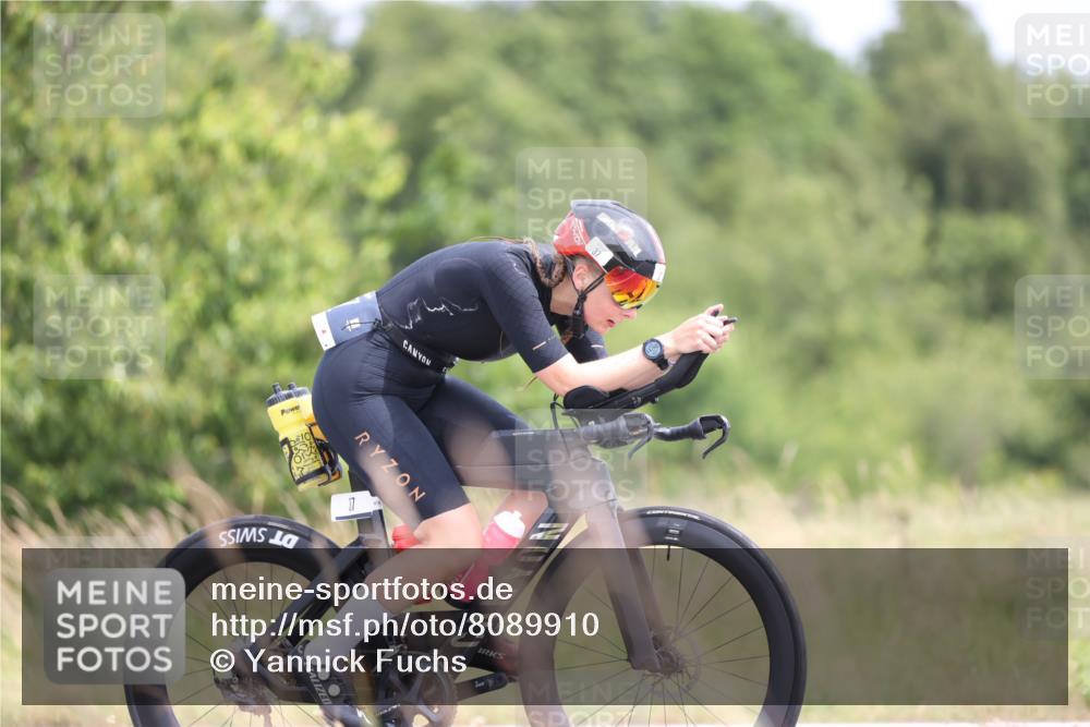 22.06.2025 - Viking Triathlon Yannick Fuchs http://msf.ph/oto/8089910 22.06.2025 13:21:52 Radfahren 37, 133, 364, 406 meine-sportfotos.de